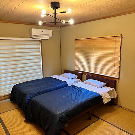 Villa 100泊で完成する民泊 à Takamori Extérieur photo
